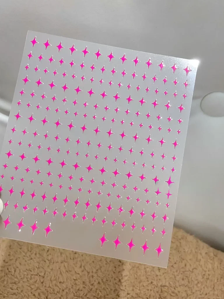 2567-maia00089-Samolepky-na-nehty-R-ov-hv-zdy-