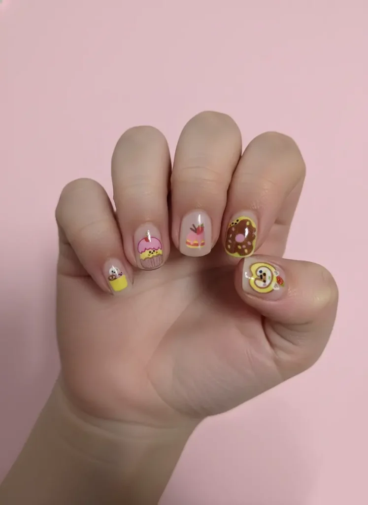 1453-ZX37-0040-CM112-NailArt-d-tsk-nehty-Sladk-dobroty-