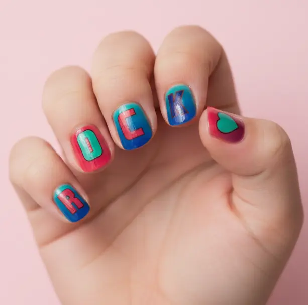 1471-ZX66-0066-25-E27-NailArt-d-tsk-nehty-Rock-n-rollov-hv-zda-